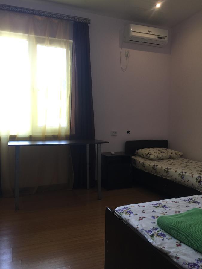 Guest House On Gagarina Varvara10 New Athos Exterior photo